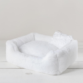 Divine Dog Bed (Color: White, size: one size)